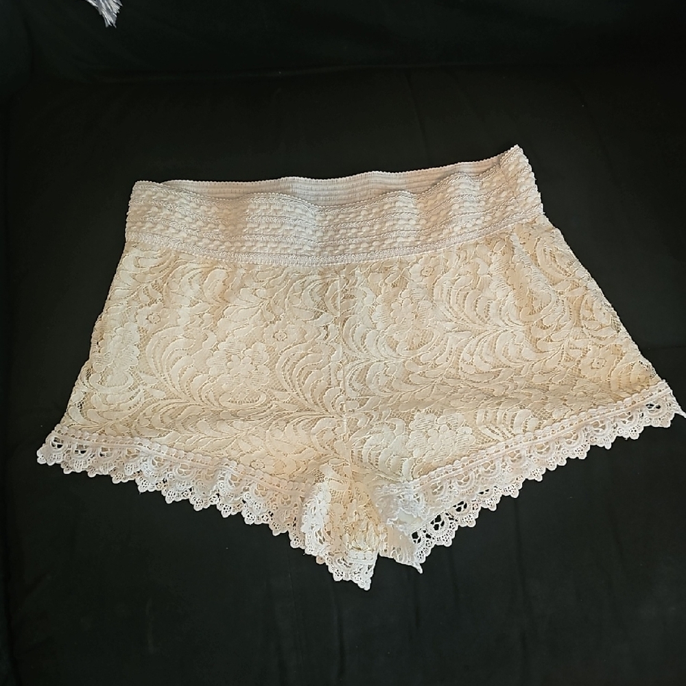 Soft Lace pull on Shorts in Cream, comfort wide Waistband, Fully Lined